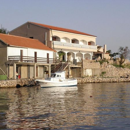 Apartments Tasa Lukovo Šugarje 외부 사진